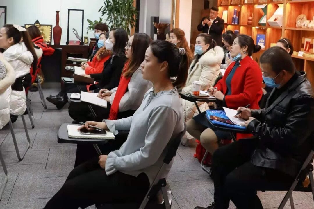 春雨老师艾灸培训现场